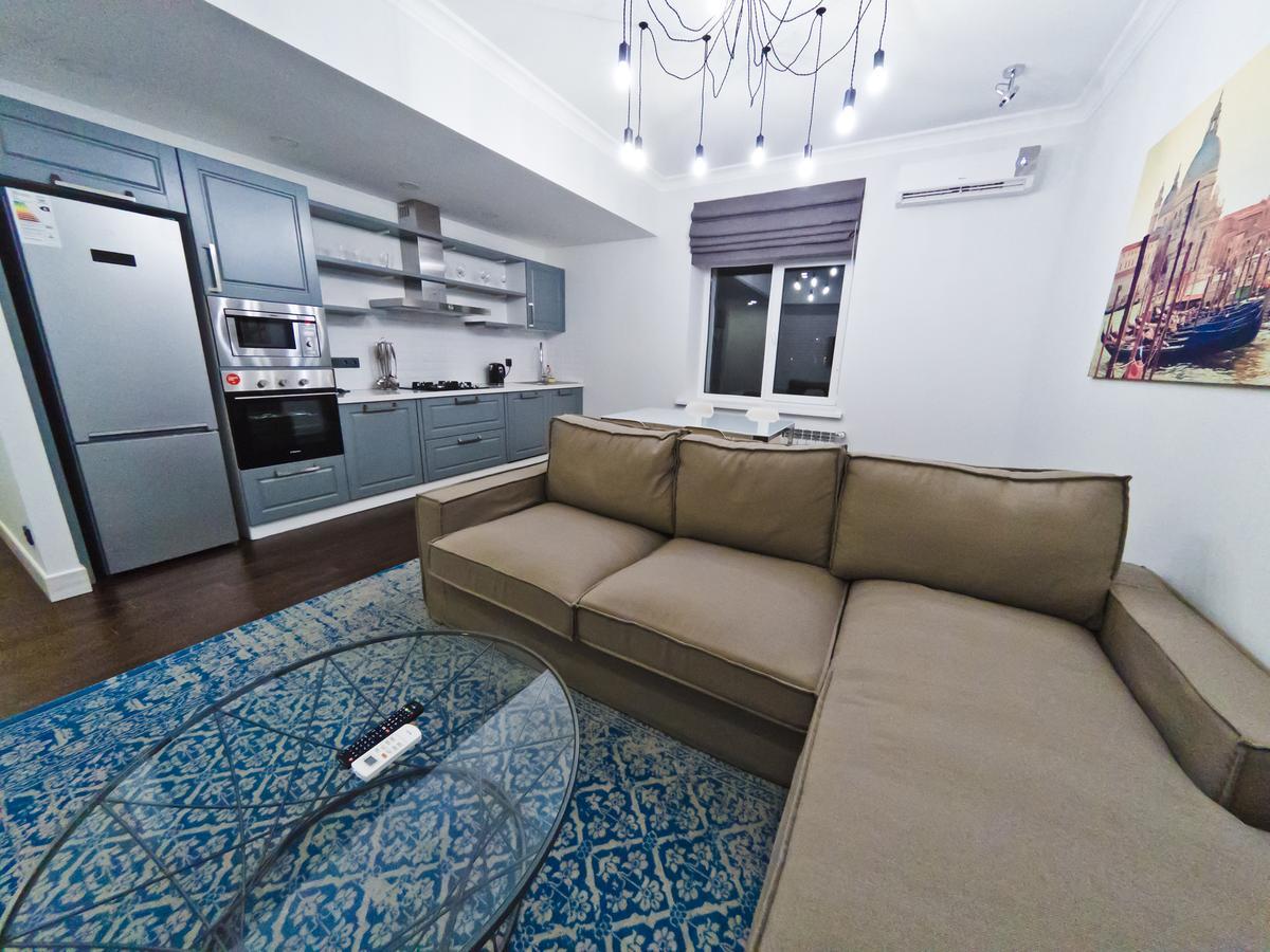 Opera Apartments Almaty Extérieur photo